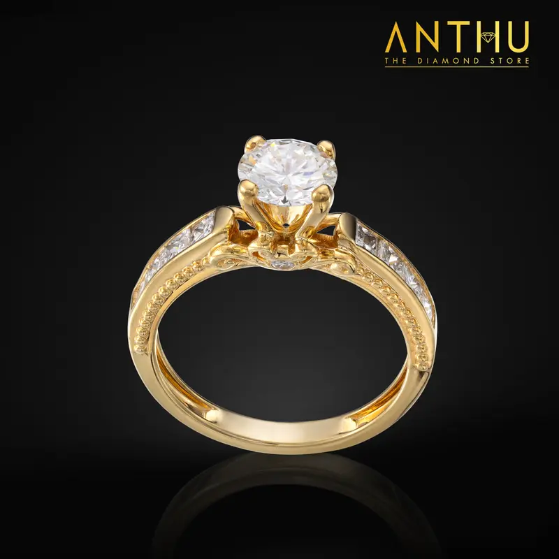 Nhẫn đính kim cương tự nhiên 6.39x6.42li