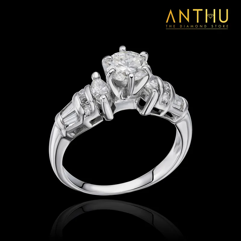 Nhẫn đính kim cương tự nhiên 5.6li
