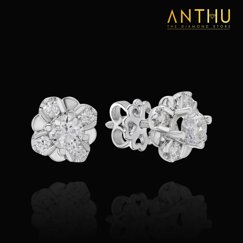 Bông tai Lucky đính kim cương tự nhiên 3.98li