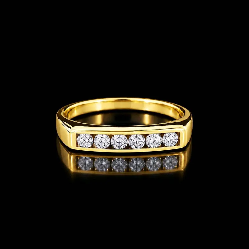 Nhẫn Band kim cương tự nhiên ~2.6li (6 viên)