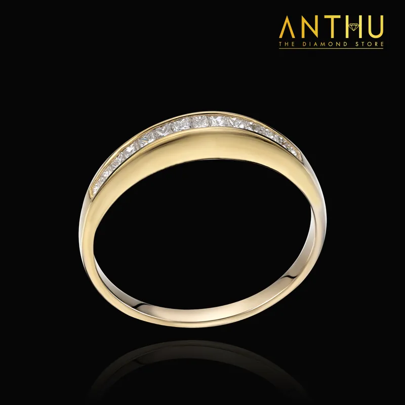 Nhẫn Band đính kim cương tự nhiên ~1.5li