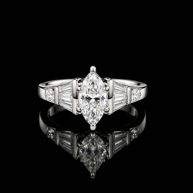 Nhẫn đính kim cương tự nhiên Marquise cut